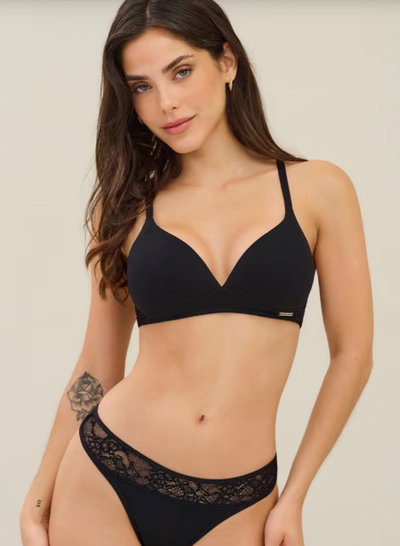 Conjunto triangulo con encaje Brenda Marcela Koury 5791