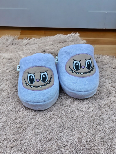 Pantuflón Labubu