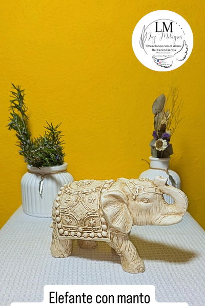 Elefante con manto