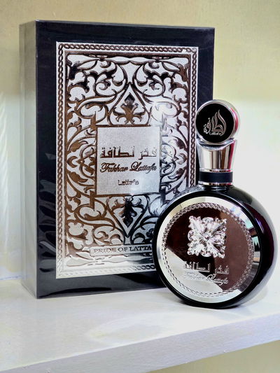 Fakhar Black