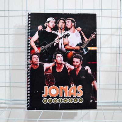 JONAS BROTHERS cuaderno A5 tapa dura - hojas lisas