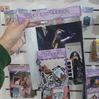 Set de papeleria Nicki Nicole