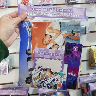 Set de papeleria Astro