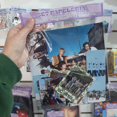 Set de papeleria Cortis