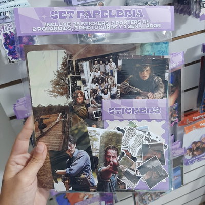 Set de papeleria The walking dead