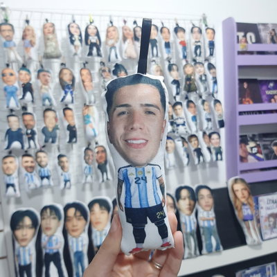 Almohadita Enzo Fernandez