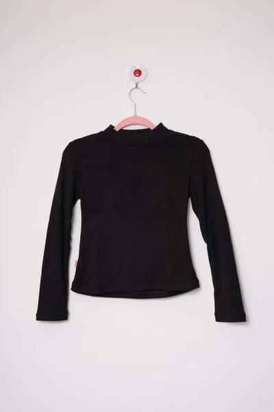 Polera lanita Negra