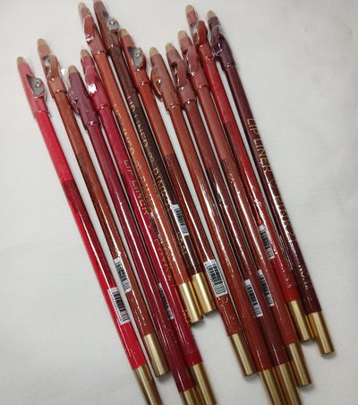 Delineador de labios (6 unidad)
