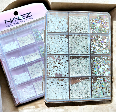 Caja Deco Nails //caviar plata,Semiperlas,strass Dif med tornasol 