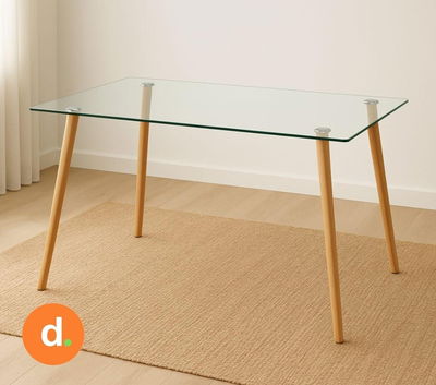 Mesa de vidrio y patas de madera