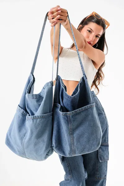 1000 Tote Bag