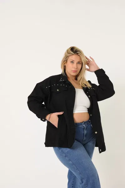 CAMPERA PETIT CON TACHAS rigido