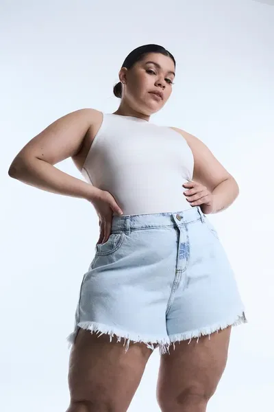 SHORT SOLAIRA NEVADO rigido