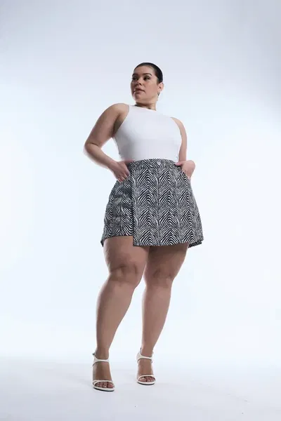 SHORT-POLLERA CASSIREA rigido