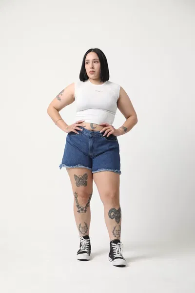 SHORT BLOSSOM CON RUEDO DEFLECADO rigido KAMOO