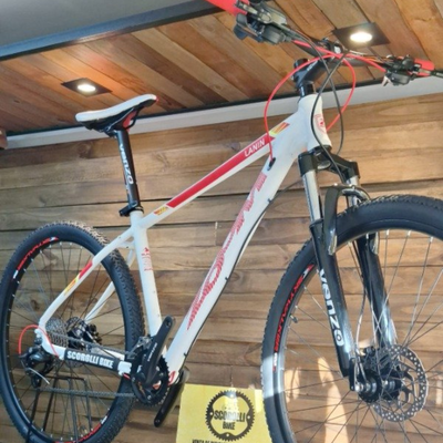 Venzo Zoom Lanin 18V blanco + rojo
