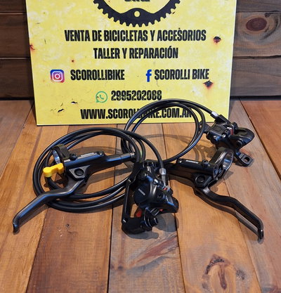 Par de frenos hidráulicos Shimano MT201 con caliper