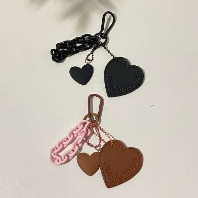 Charm Pupe Black