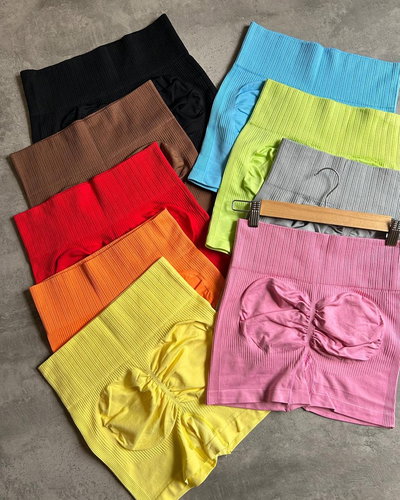 SHORT SEAMLESS