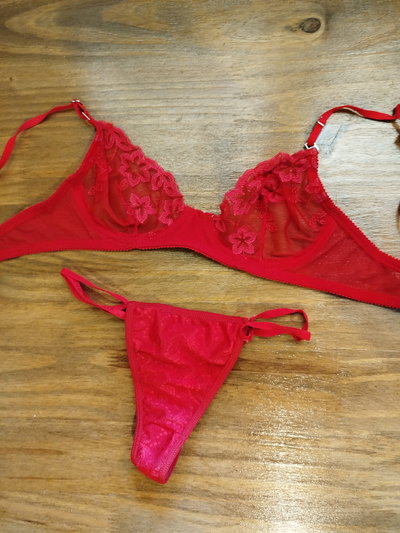 Conjunto puntilla y colaless regulable 