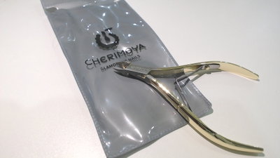 Corta cutículas cherimoya
