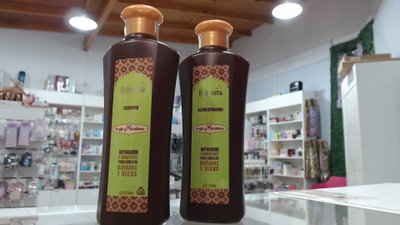 Shampoo-acondicionador 270ml