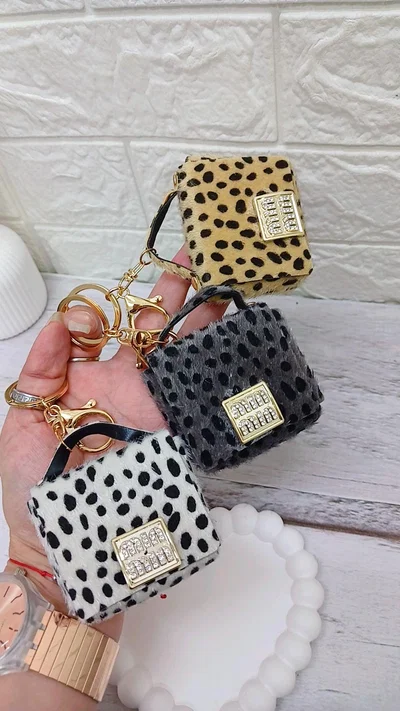 Charm Glam