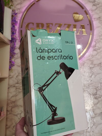 Lámpara de escritorio 