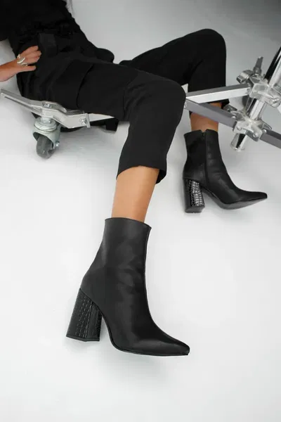 BOTINETA | TACO CROCO T39