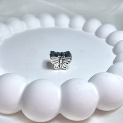 Charm Mariposa Calada