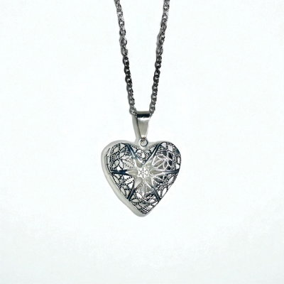 Relicario Corazon Calado 