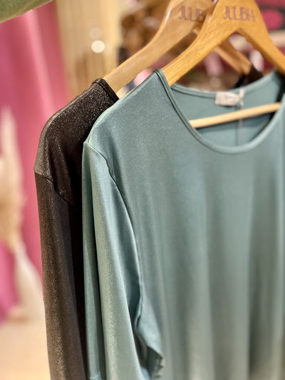 Blusa lurex amplia