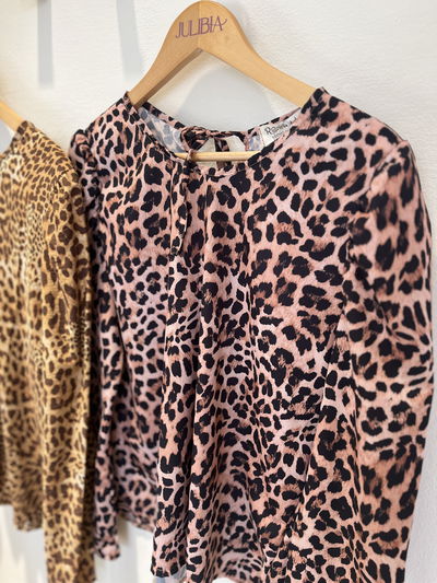 Blusa hombro fruncido