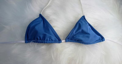 Corpiño diseño lycra parte de arriba