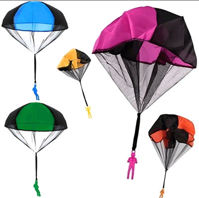 MUÑECO CON PARACAIDAS AMARILLO 💛 Y NEGRO