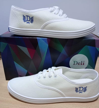 Zapatilla lona DELI inglesa acordonada 