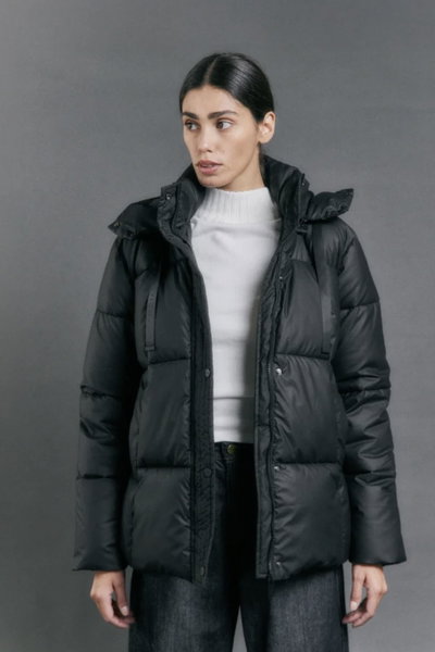 Campera Puffer Arona Negro Estancias Chiripa