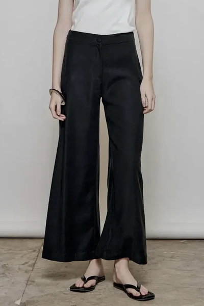 Pantalon Camargue Negro Estancias Chiripá