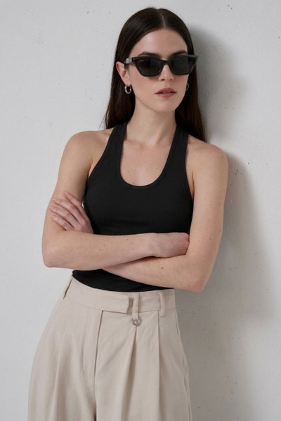 Musculosa Roca Negro Ayres