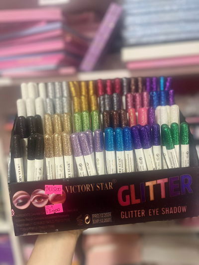 VICTORY STAR GLITTER SOMBRA EN LAPIZ