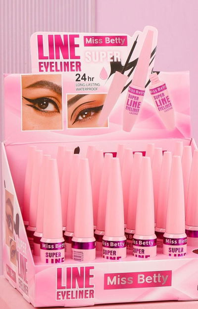 DELINEADOR DE OJOS LIQUIDO,MISS BETTY waterproff 24H EXTREMADAMENTE OSCURO