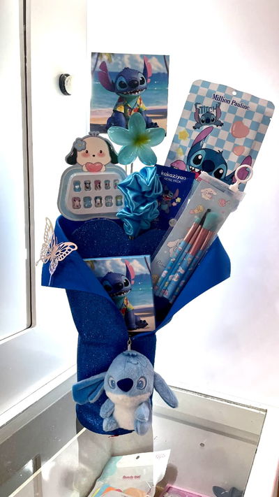 Ramo de maquillaje de Stich