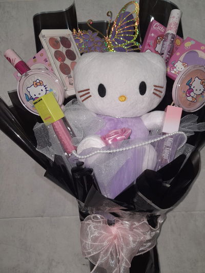 Ramo de maquillaje de kitty