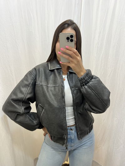 Campera de ecocuero Cheka