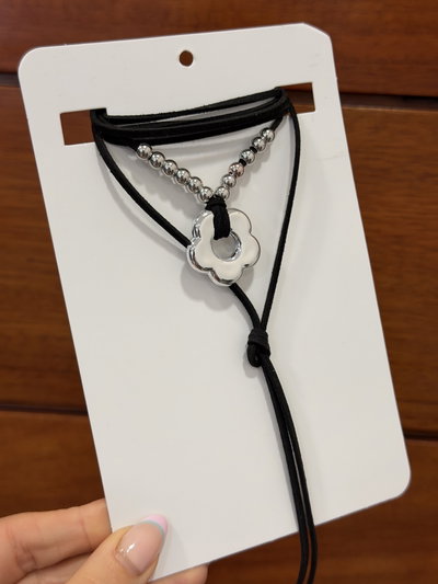 Choker #25
