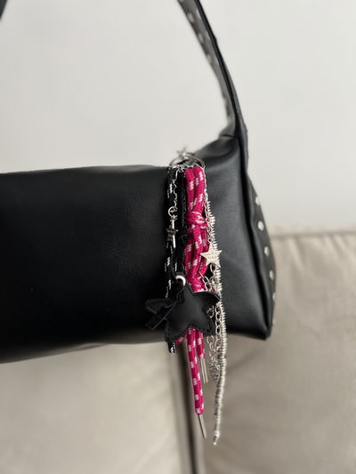 Charm/llavero guayna c/fucsia
