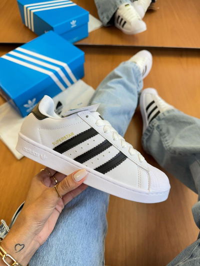 Superstar blancas