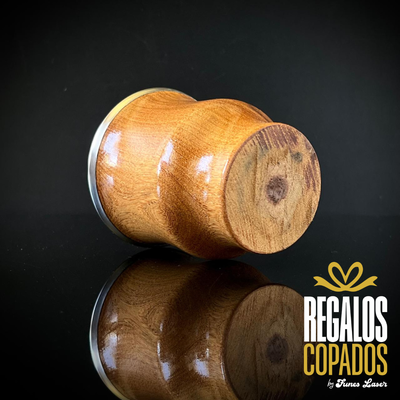 Mate camionero de algarrobo con virola de acero