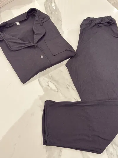 PIJAMA LARGO CAMISERO NEGRO LISO - MODAL SOFT