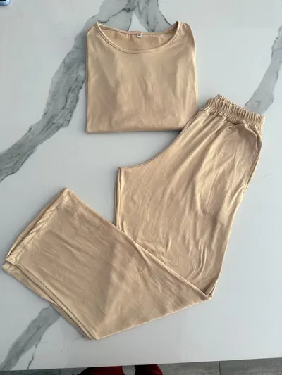 PIJAMA LARGO ADULTO MANGA LARGA LISO BEIGE